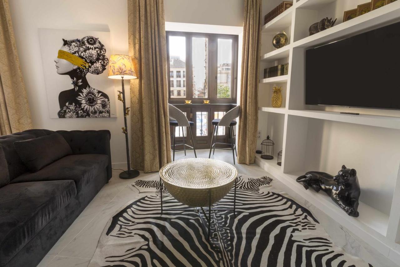 Aparthotel The Clock House Luxury Urban Suites *